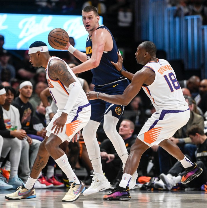 Nuggets' Starting Five, Including Jokic, Benched After Double-Overtime Defeat Nuggets' Starting Five, Including Jokic, Benched After Double-Overtime Defeat