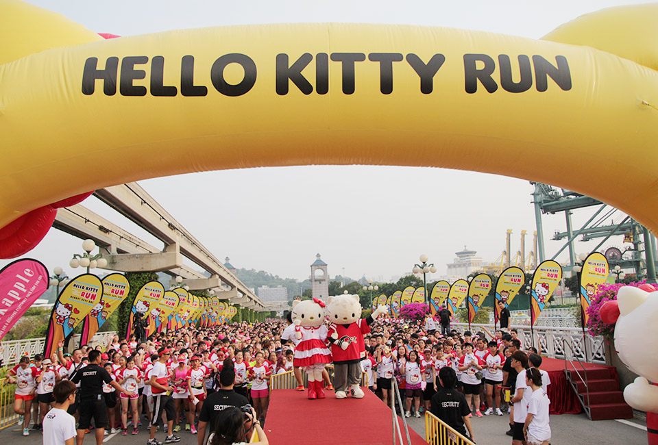 NYC Half: Brooklyn Bridge Run Attracts Huge Crowd NYC Half: Brooklyn Bridge Run Attracts Huge Crowd