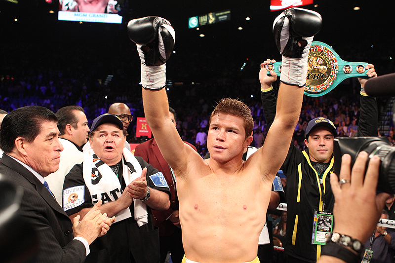 Ortiz Jr. Sees Canelo Alvarez Winning Due To Crawford's Size Disadvantage Ortiz Jr. Sees Canelo Alvarez Winning Due To Crawford's Size Disadvantage