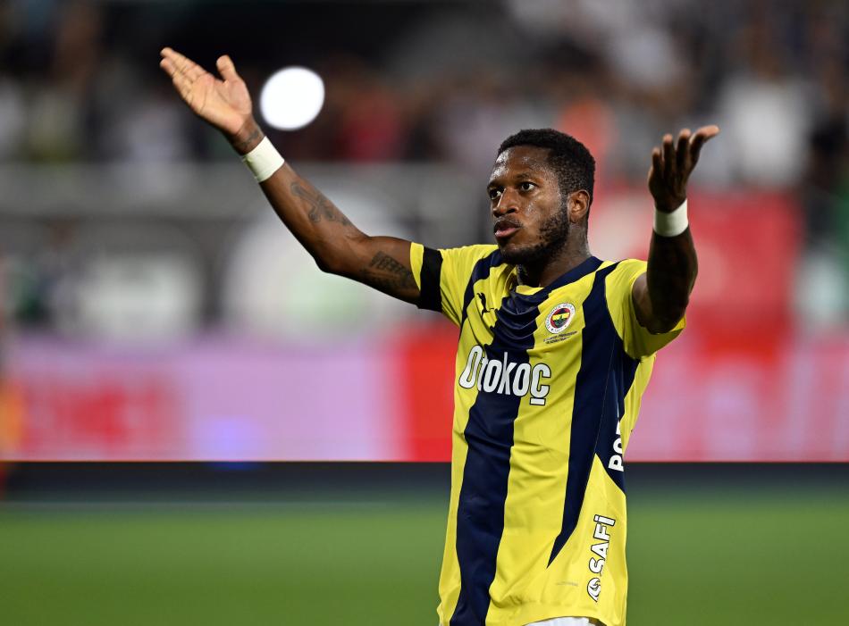 Osimhen Transferi: İngiliz Kulüplerinin 45 Milyon Euro'luk Teklifi Osimhen Transferi: İngiliz Kulüplerinin 45 Milyon Euro'luk Teklifi