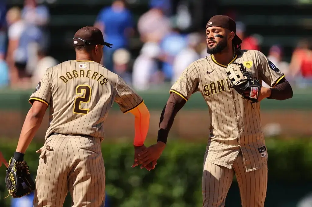 Padres And Dodgers Extend Winning Streaks: NL West Report Padres And Dodgers Extend Winning Streaks: NL West Report