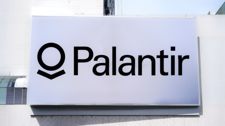 Palantir (PLTR) Stock: A Pre-May 5th Earnings Investment Guide Palantir (PLTR) Stock: A Pre-May 5th Earnings Investment Guide