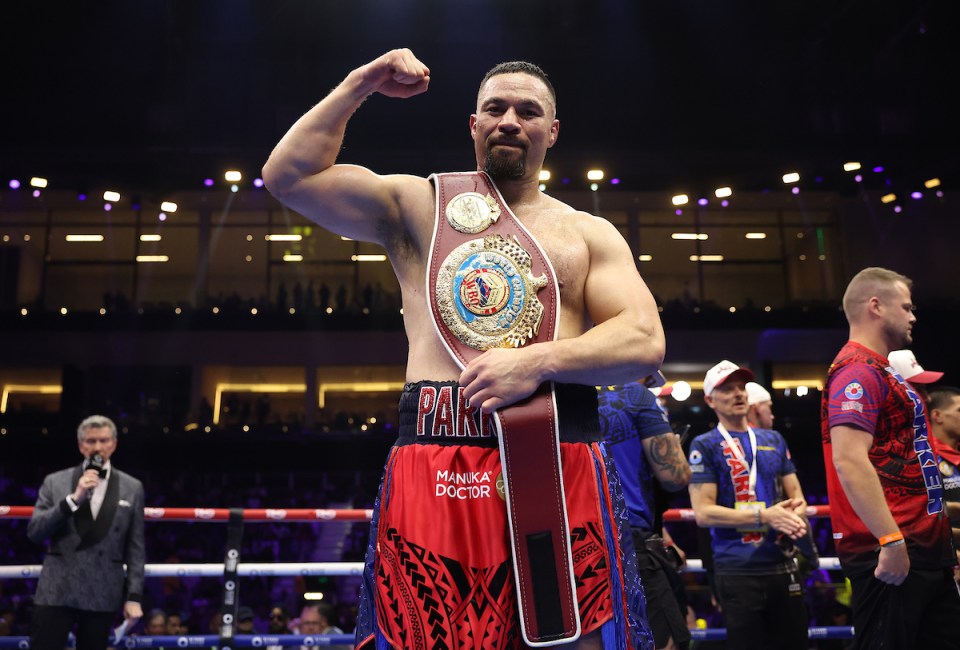 Parker Mandatory Wait: WBO's Usyk-Dubois Rematch Consideration Parker Mandatory Wait: WBO's Usyk-Dubois Rematch Consideration