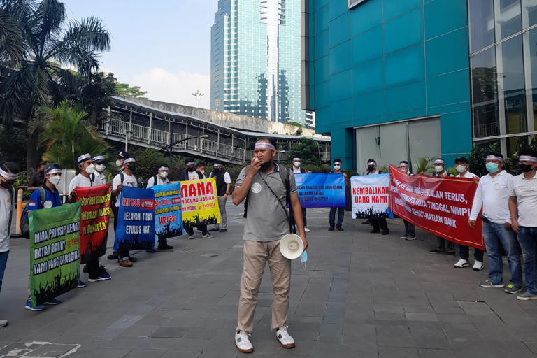 Pembeli NFT Nike Digugat: Gugatan Rp 84 Miliar Pembeli NFT Nike Digugat: Gugatan Rp 84 Miliar