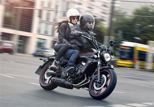 Perbandingan Kawasaki Vulcan S 2025 Dengan Kompetitor Di Indonesia Perbandingan Kawasaki Vulcan S 2025 Dengan Kompetitor Di Indonesia
