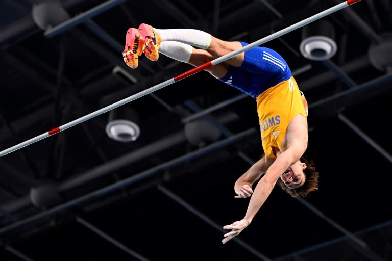 Pole Vault Powerhouse: Duplantis Kicks Off Diamond League Season Pole Vault Powerhouse: Duplantis Kicks Off Diamond League Season
