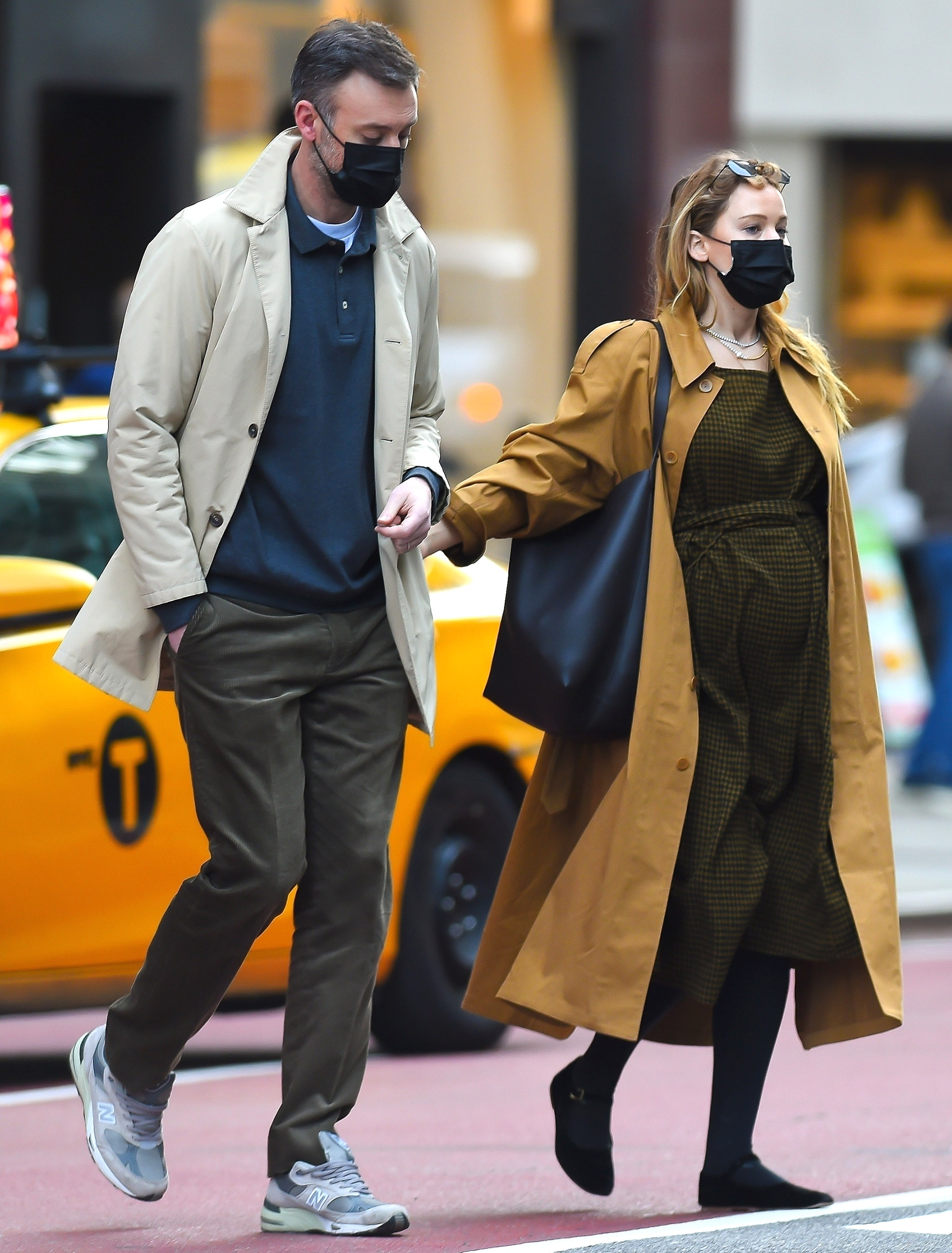 Pregnant Jennifer Lawrence Spotted In NYC: Baby Bump Reveal Pregnant Jennifer Lawrence Spotted In NYC: Baby Bump Reveal