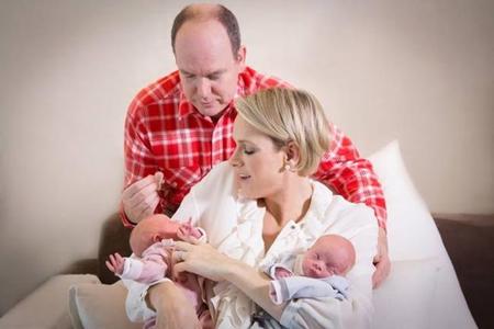 Primera Comunión De Los Hijos De Alberto De Mónaco: Jacques Y Gabriella Primera Comunión De Los Hijos De Alberto De Mónaco: Jacques Y Gabriella
