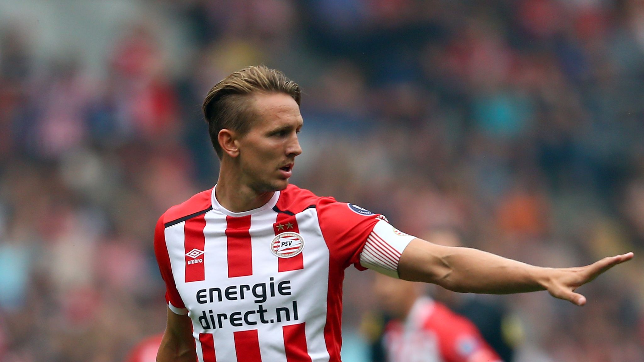 PSV's Eredivisie Triumph: Perisic And De Jong Lead The Way On Veteran's Day PSV's Eredivisie Triumph: Perisic And De Jong Lead The Way On Veteran's Day