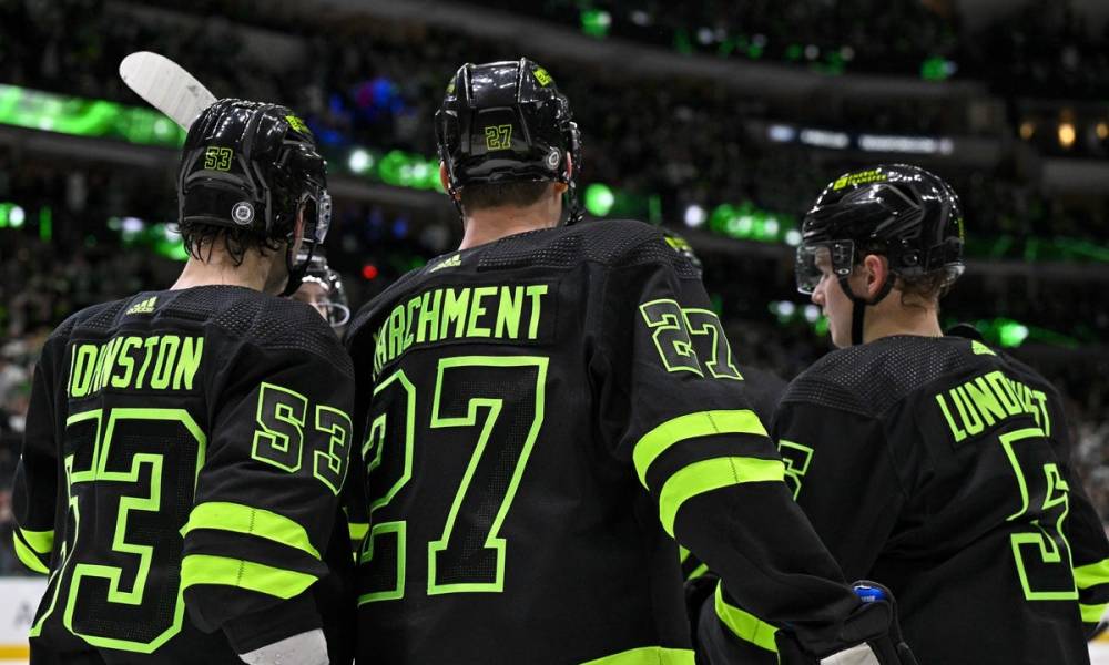 Quickest Playoff Goal By Johnston Fuels Stars' 6-2 Win, 3-2 Series Lead Quickest Playoff Goal By Johnston Fuels Stars' 6-2 Win, 3-2 Series Lead