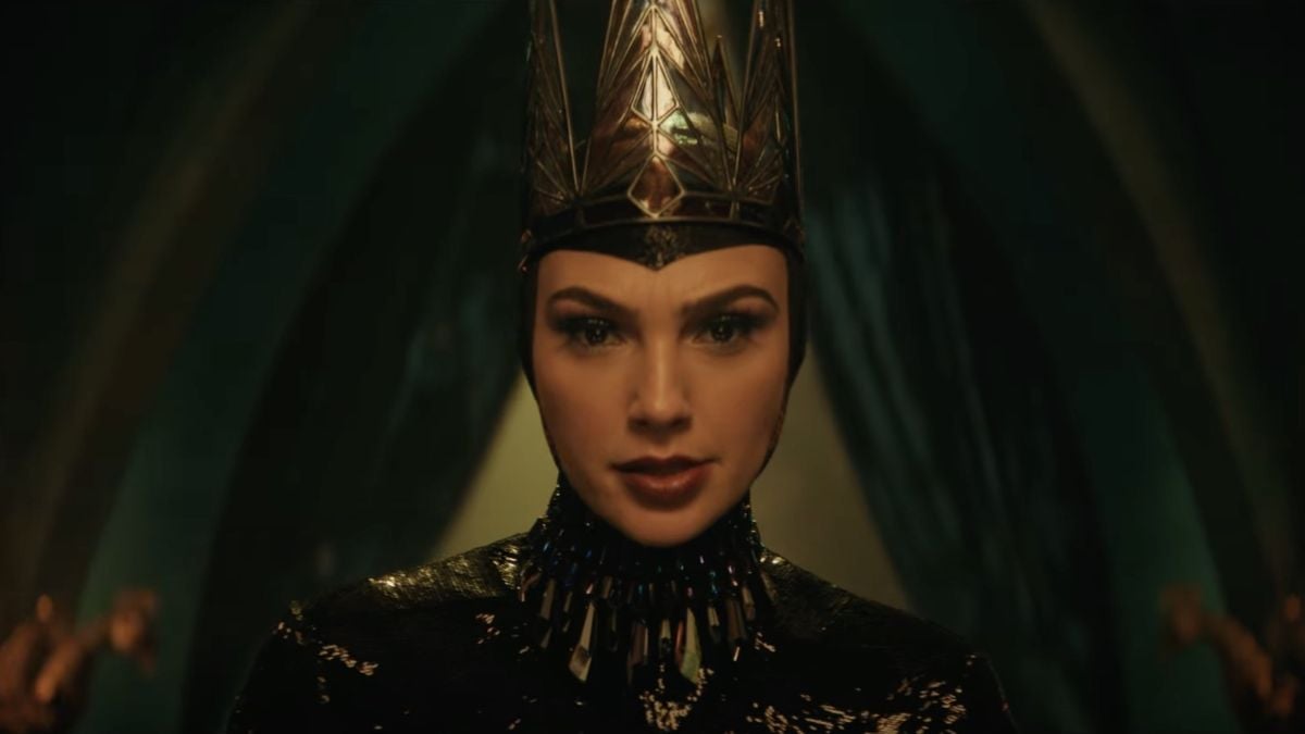 Rachel Zegler At Spain's Snow White Event: Gal Gadot's Absence Noted Rachel Zegler At Spain's Snow White Event: Gal Gadot's Absence Noted