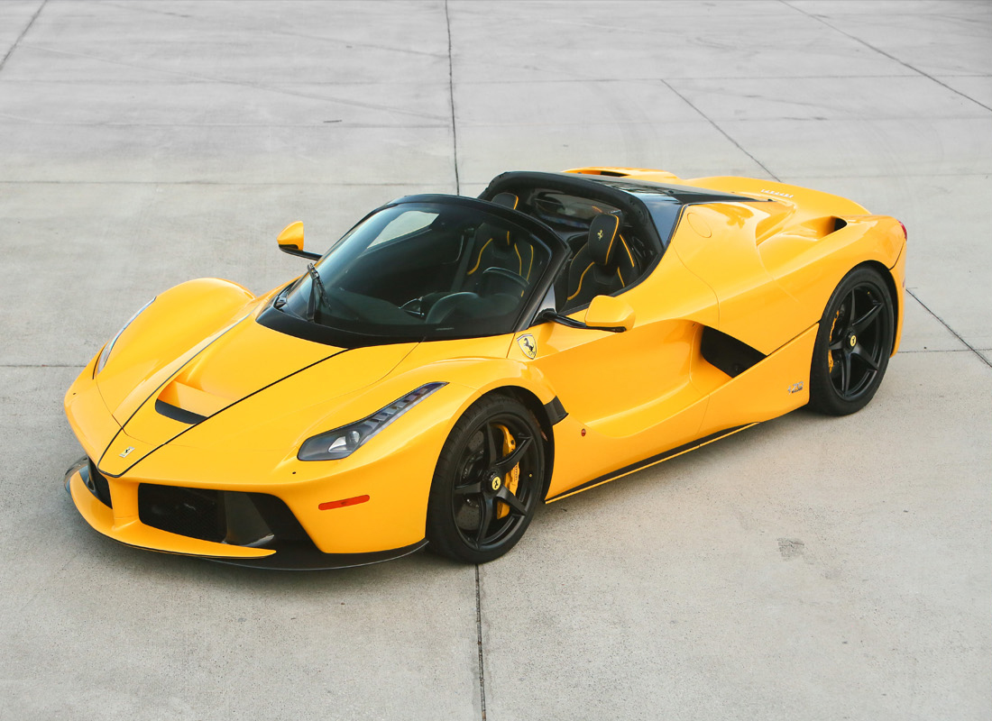 Ranking The 10 Quickest Standard Production Ferraris: A Circuit Showdown Ranking The 10 Quickest Standard Production Ferraris: A Circuit Showdown