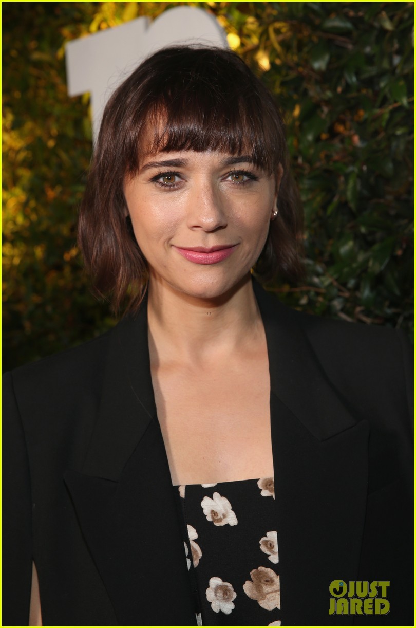 Rashida Jones And Tracee Ellis Ross's Rashida Jones And Tracee Ellis Ross's