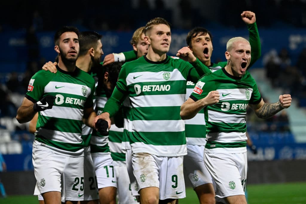 Record Transfer On The Cards? Arsenal's Pursuit Of Top Striker Record Transfer On The Cards? Arsenal's Pursuit Of Top Striker