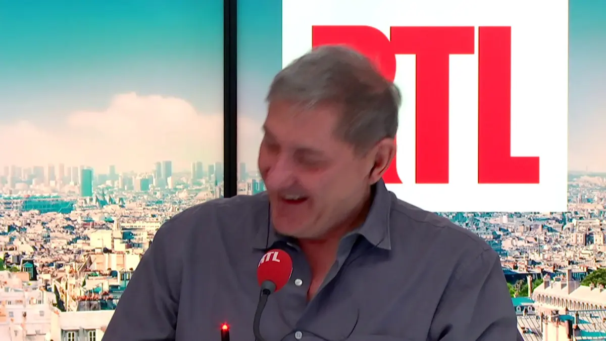 Regarder Le Replay : Loeil De Philippe Caverivière (24 Avril 2025) - Invité Philippe Tabarot Regarder Le Replay : Loeil De Philippe Caverivière (24 Avril 2025) - Invité Philippe Tabarot