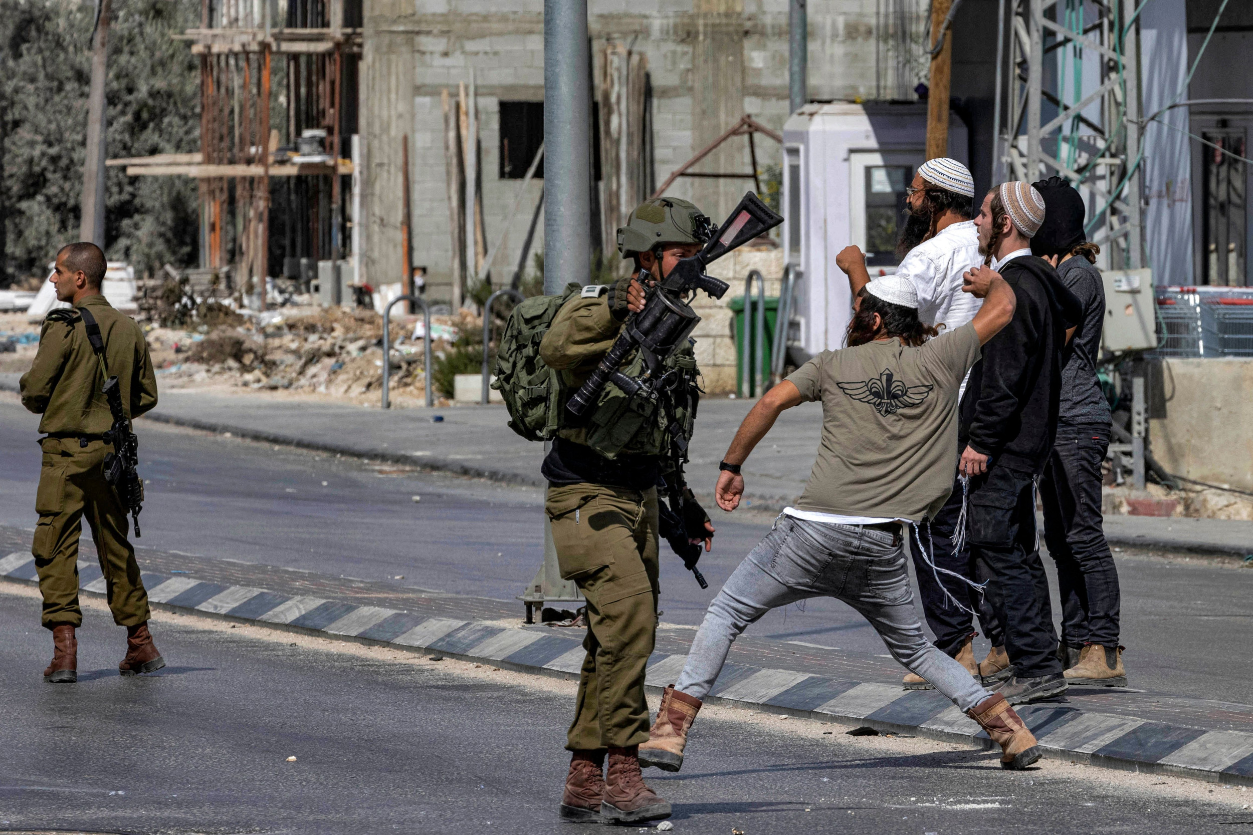 Remembering The IDF: Soldiers Held In Gaza And Their Acts Of Valor Remembering The IDF: Soldiers Held In Gaza And Their Acts Of Valor