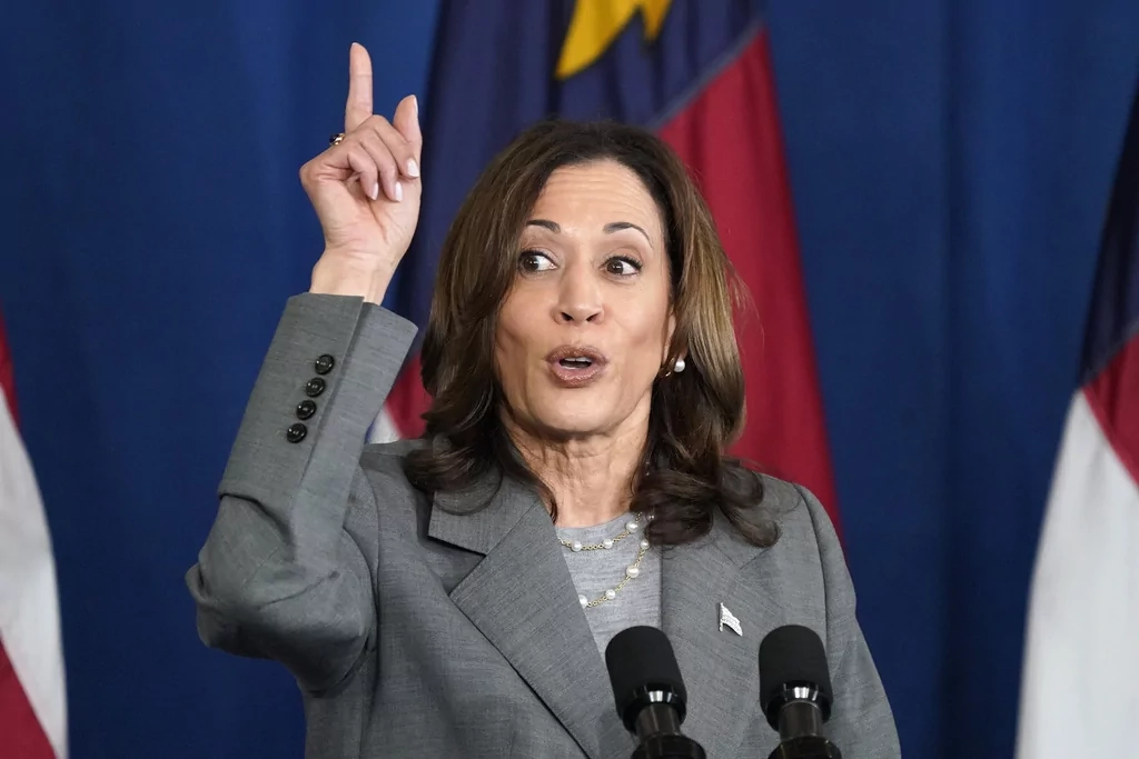 Return To Politics? Kamala Harris Speaks Out Return To Politics? Kamala Harris Speaks Out
