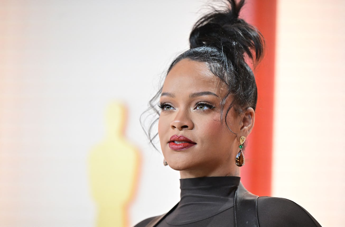 Rihanna's New Savage X Fenty Bridal Line: Elegant And Inclusive Rihanna's New Savage X Fenty Bridal Line: Elegant And Inclusive