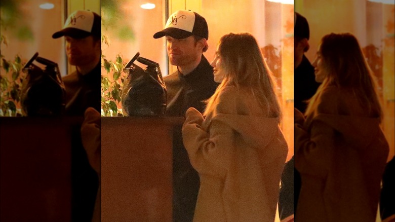 Robert Pattinson And Suki Waterhouse's Public Display Of Affection Amidst Robert Pattinson And Suki Waterhouse's Public Display Of Affection Amidst