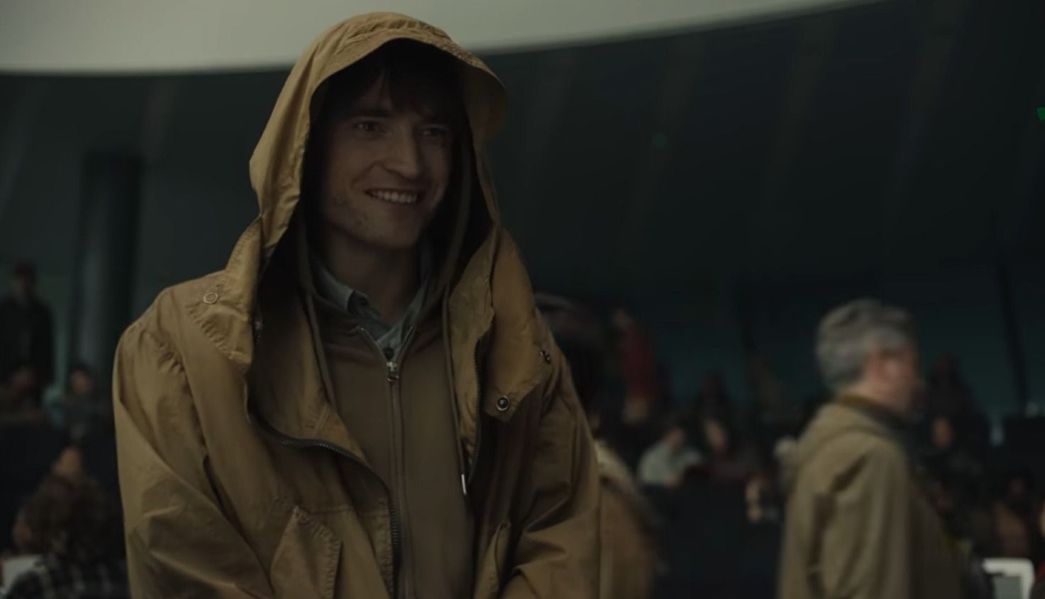 Robert Pattinson's Accent Work In Mickey7 And Beyond Robert Pattinson's Accent Work In Mickey7 And Beyond