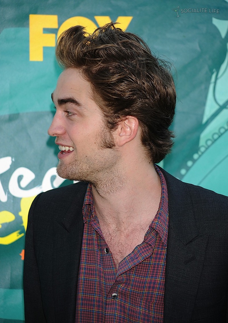 Robert Pattinson's Diaper-Changing Expertise Robert Pattinson's Diaper-Changing Expertise