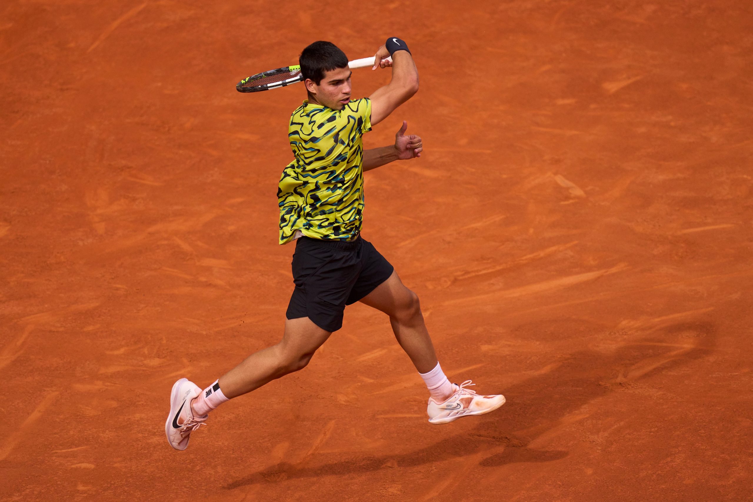 Roland Garros: Alcaraz And Swiatek Lead As Top Seeds Fall Roland Garros: Alcaraz And Swiatek Lead As Top Seeds Fall