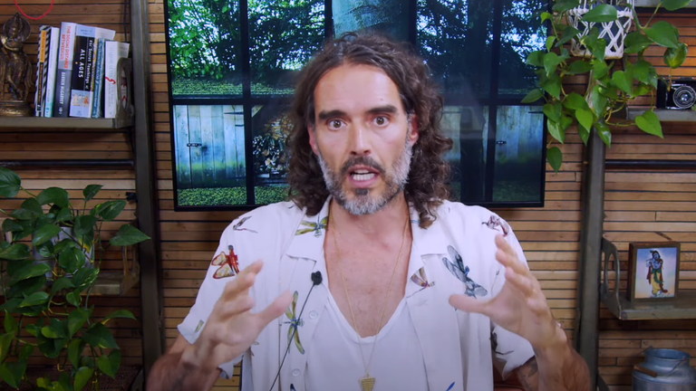 Russell Brand Rape And Sexual Assault Case: A Breakdown Of The Charges Russell Brand Rape And Sexual Assault Case: A Breakdown Of The Charges
