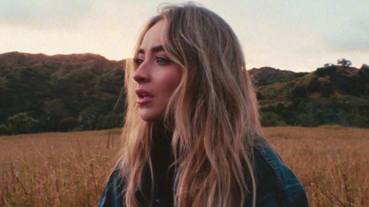 Sabrina Carpenter Fortnite Collaboration: V34.30 Update Breakdown Sabrina Carpenter Fortnite Collaboration: V34.30 Update Breakdown