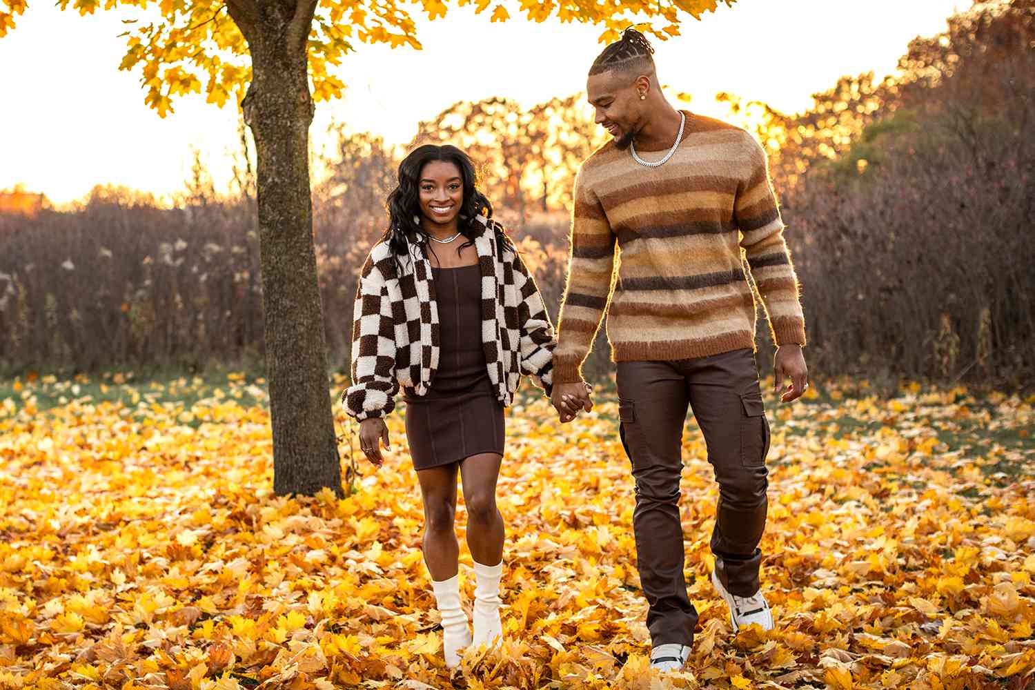 Simone Biles And Jonathan Owens Share Loved-Up Photos Featuring Her New Hairstyle Simone Biles And Jonathan Owens Share Loved-Up Photos Featuring Her New Hairstyle