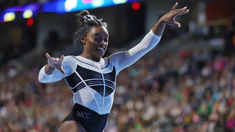 Simone Biles: Superando El Colapso Físico Y Mental Simone Biles: Superando El Colapso Físico Y Mental