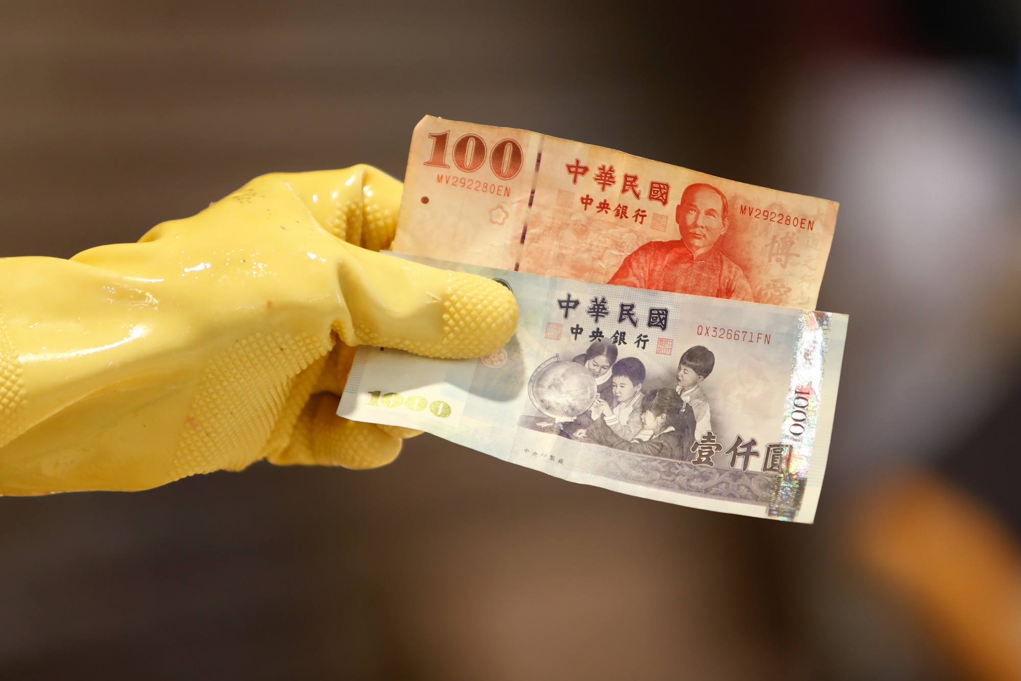 Soaring Taiwan Dollar Demands Economic Policy Overhaul Soaring Taiwan Dollar Demands Economic Policy Overhaul