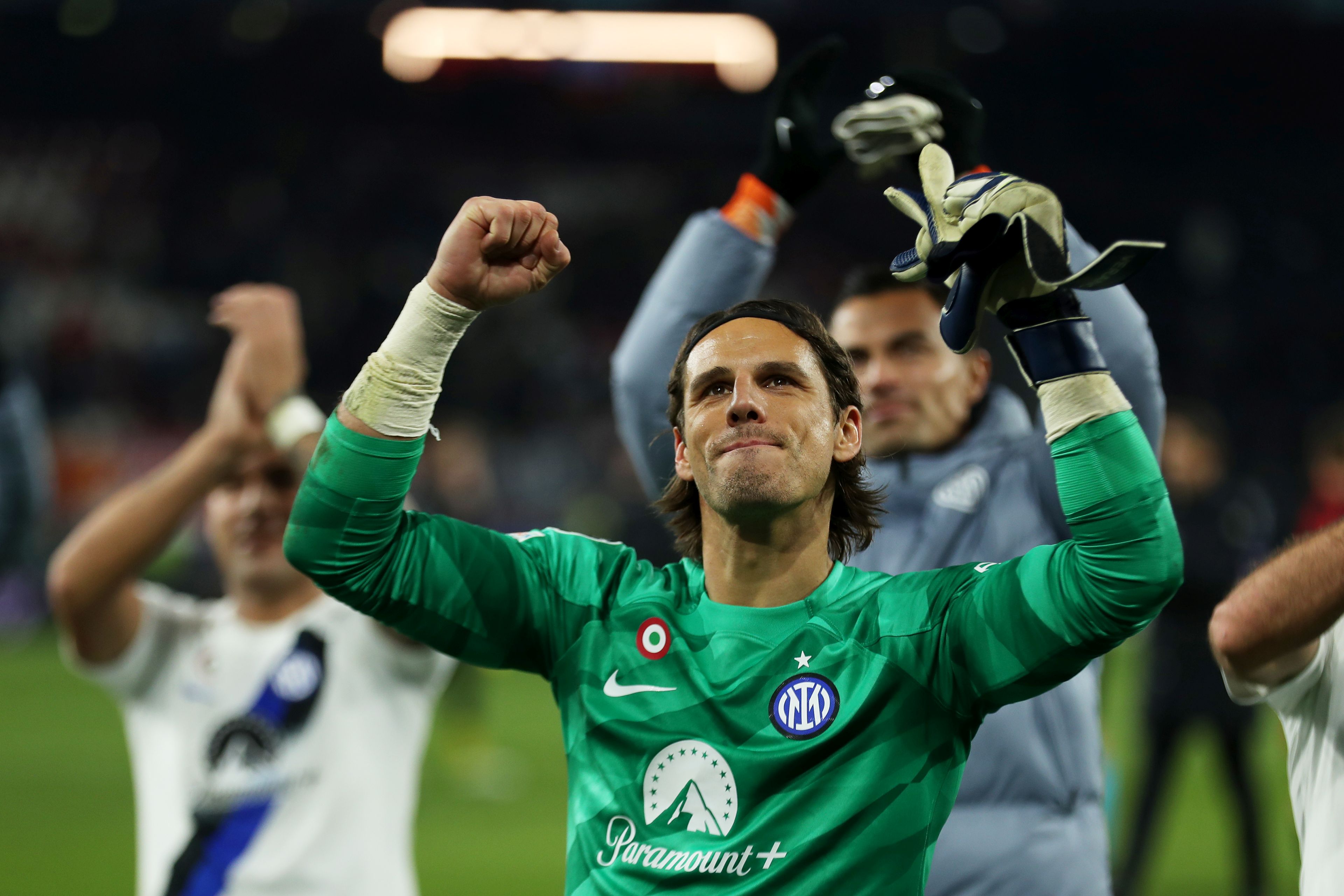 Sommer Thumb Injury: Inter Milan Goalkeeping Crisis Ahead Of Crucial Matches Sommer Thumb Injury: Inter Milan Goalkeeping Crisis Ahead Of Crucial Matches