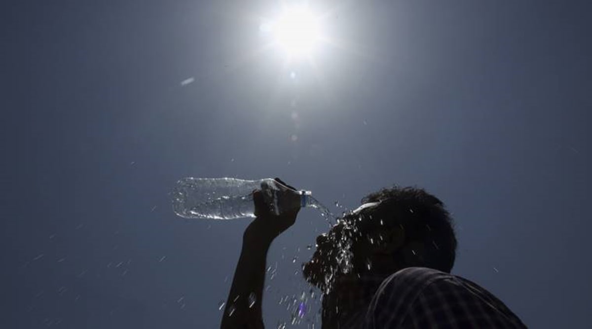 South Bengal Heatwave: Five Districts Face Extreme Temperatures South Bengal Heatwave: Five Districts Face Extreme Temperatures