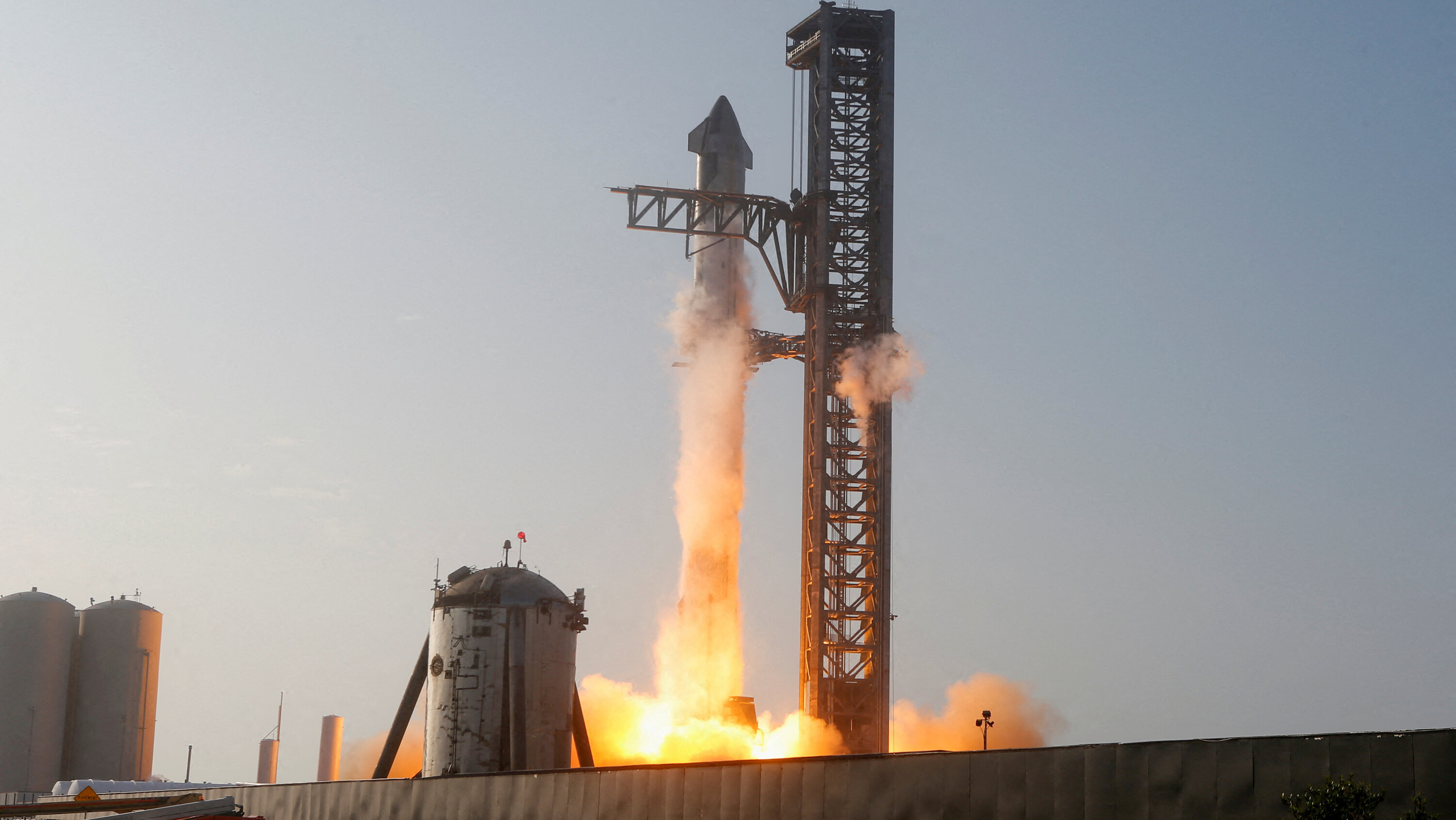 SpaceX Starship Launch: FAA Safety Guidelines For Airplanes SpaceX Starship Launch: FAA Safety Guidelines For Airplanes
