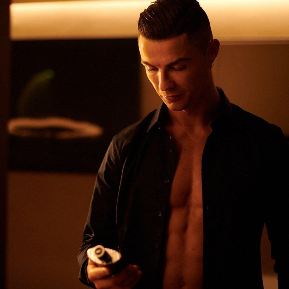 Sporun En Zengin Yıldızı: Cristiano Ronaldo'nun Marka İmparatorluğu Sporun En Zengin Yıldızı: Cristiano Ronaldo'nun Marka İmparatorluğu