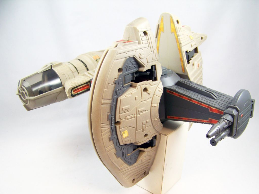Star Wars: Shadow Of The Empire - Dash Rendar Figure By Hasbro Star Wars: Shadow Of The Empire - Dash Rendar Figure By Hasbro