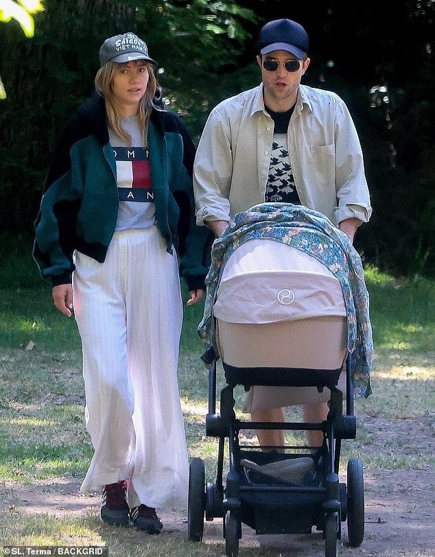 Suki Waterhouse's Suki Waterhouse's
