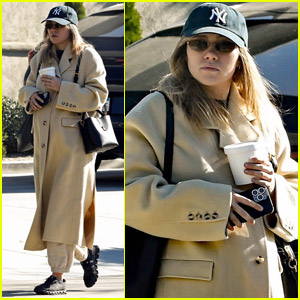 Suki Waterhouse's Spring Baby Doll Makeup Look Suki Waterhouse's Spring Baby Doll Makeup Look