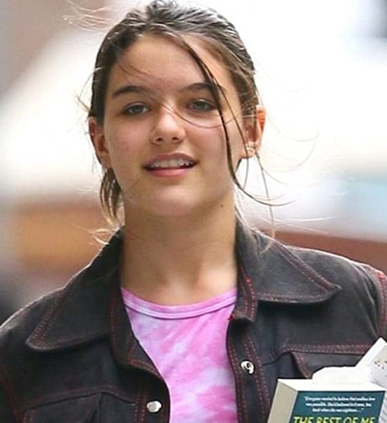 Suri Cruise's Birth: Tom Cruise's Distinctive Response Suri Cruise's Birth: Tom Cruise's Distinctive Response