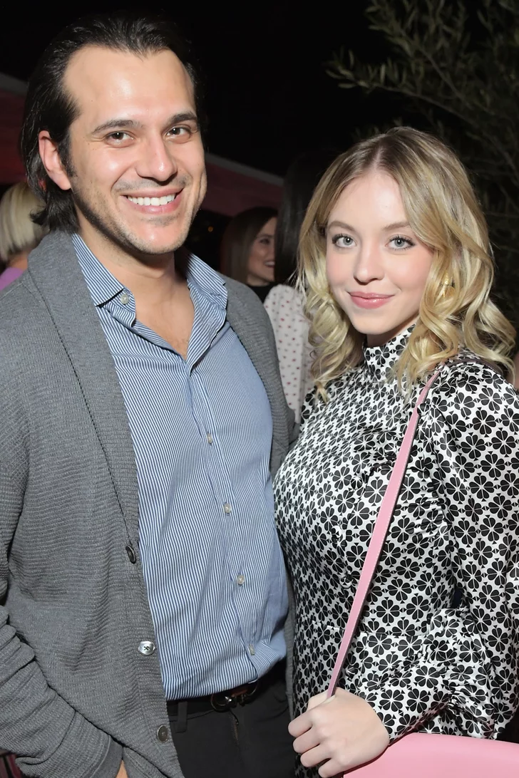 Sydney Sweeney And Jonathan Davino: Breakup Speculation And Recent Sighting In L.A. Sydney Sweeney And Jonathan Davino: Breakup Speculation And Recent Sighting In L.A.