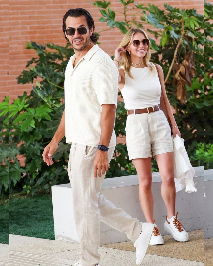 Sydney Sweeney And Jonathan Davino: Spotted Together Amid Breakup Rumors Sydney Sweeney And Jonathan Davino: Spotted Together Amid Breakup Rumors