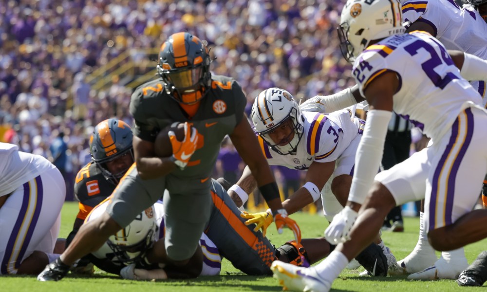 Tennessee's Comeback Wins Against LSU, Series Now Tied 1-1 Tennessee's Comeback Wins Against LSU, Series Now Tied 1-1