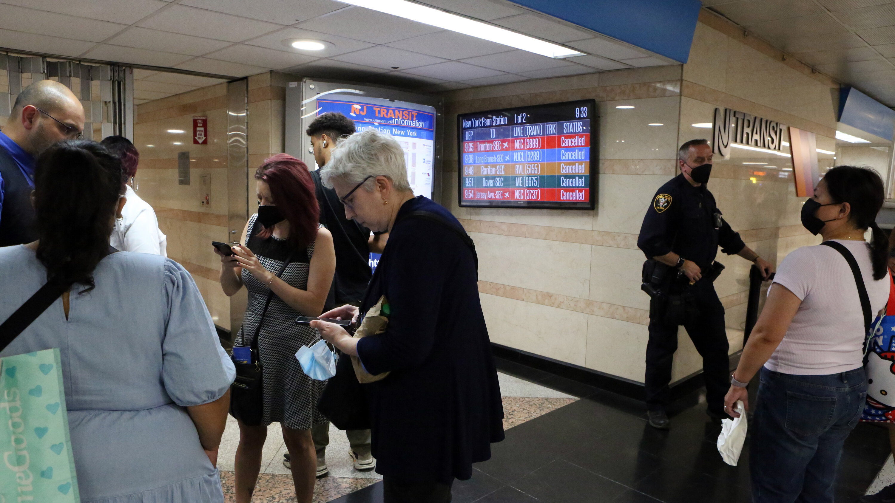 Tentative Agreement Ends Threat Of New Jersey Transit Engineer Strike Tentative Agreement Ends Threat Of New Jersey Transit Engineer Strike