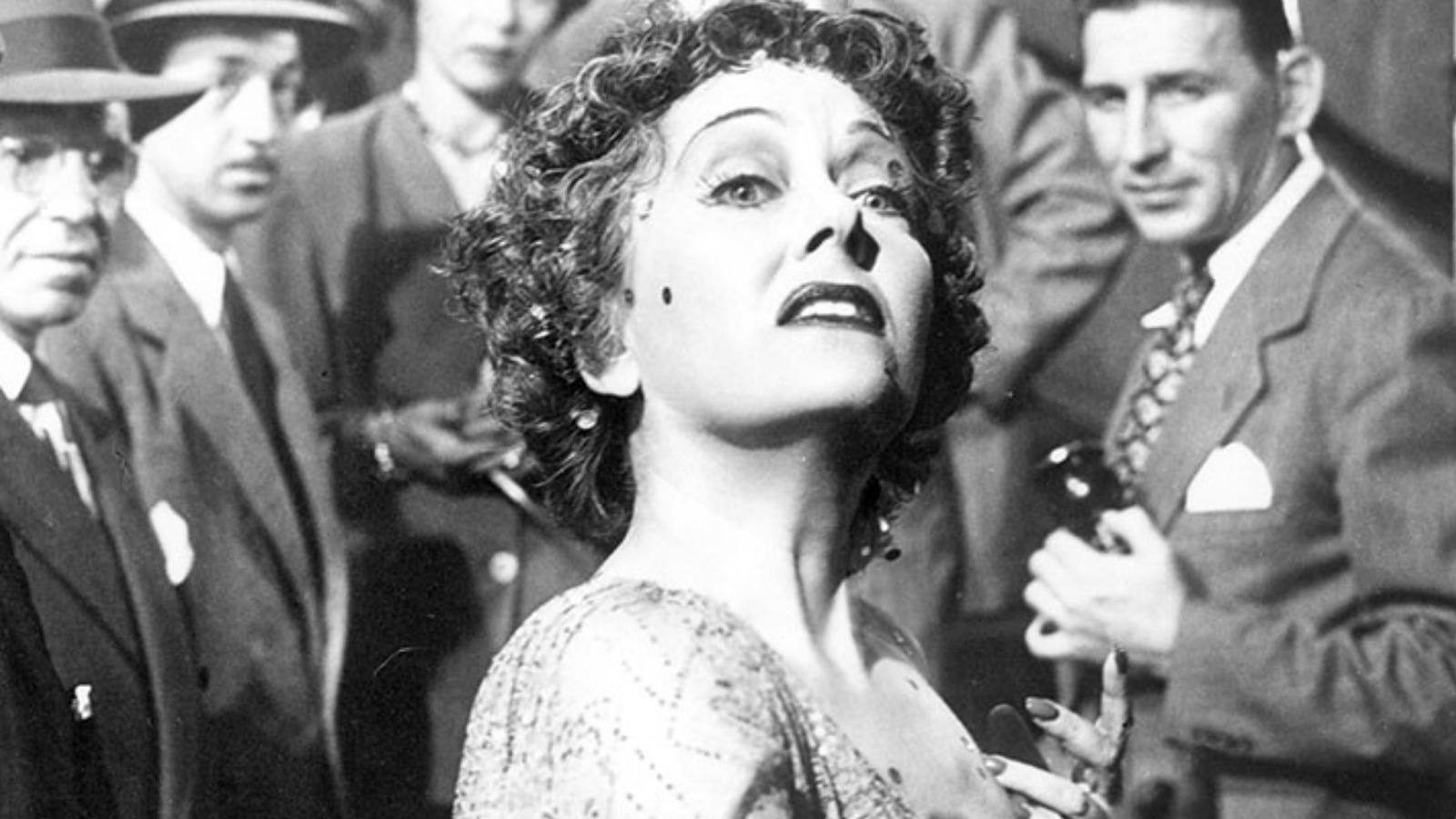 The 10 Best Film Noir Movies You Need To See The 10 Best Film Noir Movies You Need To See