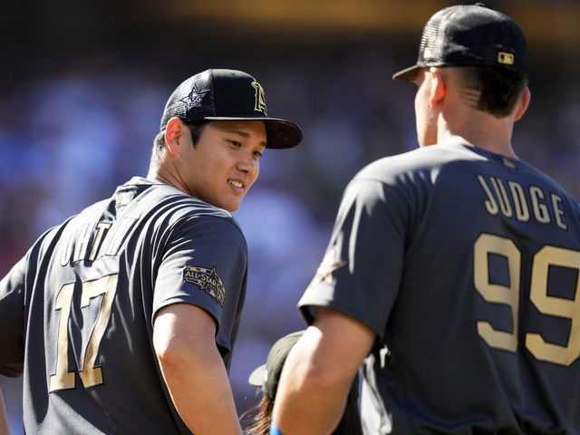 The Bonds-Ohtani Debate: Comparing Baseball Greats The Bonds-Ohtani Debate: Comparing Baseball Greats