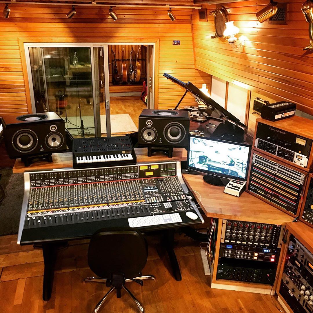 The Creative Fire: Pete Townshend On Stage And In The Studio The Creative Fire: Pete Townshend On Stage And In The Studio