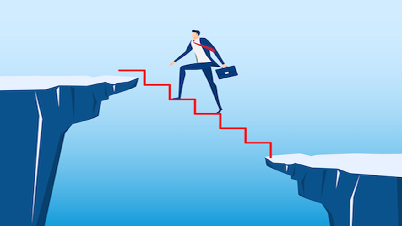 The Importance Of Middle Management: Bridging The Gap Between Leadership And Employees The Importance Of Middle Management: Bridging The Gap Between Leadership And Employees