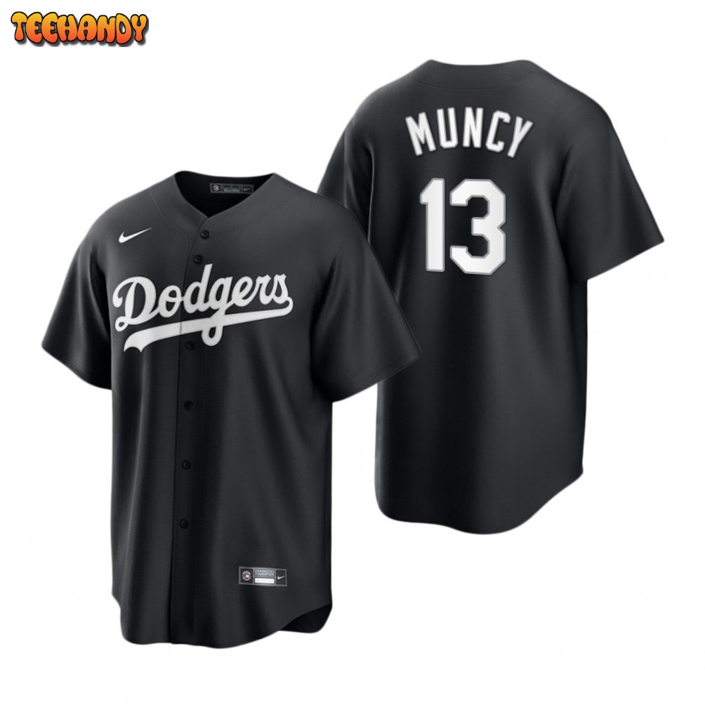 The Parallel Lives Of Max Muncy: A Fictional Dialogue The Parallel Lives Of Max Muncy: A Fictional Dialogue