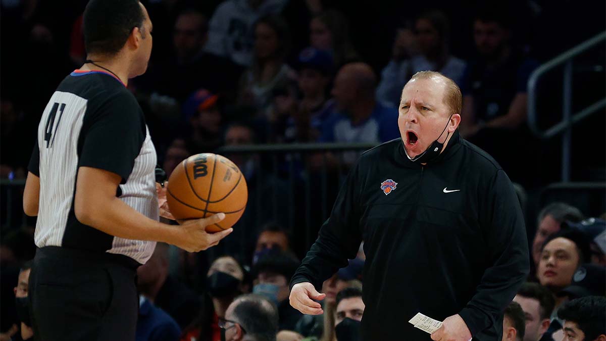Thibodeau Pleads For More Fight After Knicks' Crushing Loss Thibodeau Pleads For More Fight After Knicks' Crushing Loss