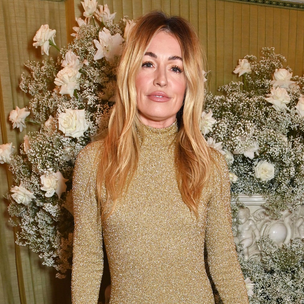This Morning Near-Disaster: Cat Deeley's Pre-Show Dress Issue This Morning Near-Disaster: Cat Deeley's Pre-Show Dress Issue